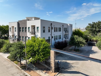 2712 Wingate St unit 208, Fort Worth, TX 76107 - photo 2