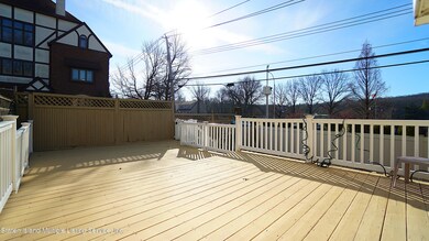 148 Cheshire Place, Staten Island, NY 10301 - photo 4