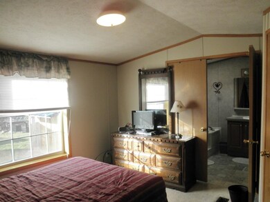 73 3rd St, Lancaster, NH 03584 - photo 4