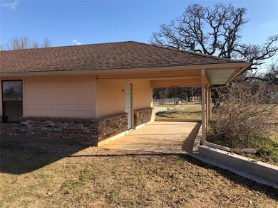 604 County Road 4680, Boyd, TX 76023 - photo 5