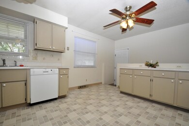 2773 Cryodon Blvd W, Columbus, OH 43232 - photo 6