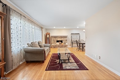 212 County Line Rd, Branchburg, NJ 08876 - photo 4