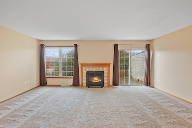 2133 E Broadway unit B, Waukesha, WI 53186 - photo 5