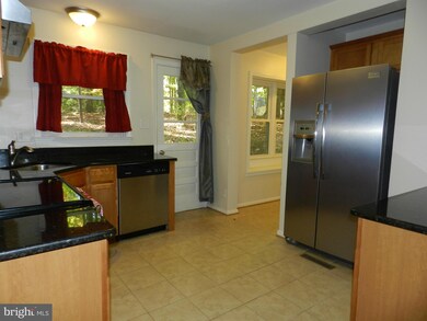 217 Beachside Cove, Locust Grove, VA 22508 - photo 4