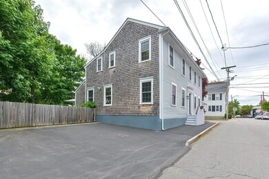 28 Middle St, Fairhaven, MA 02719 - photo 4