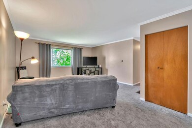 f8_200_Hermitage_Rd_006