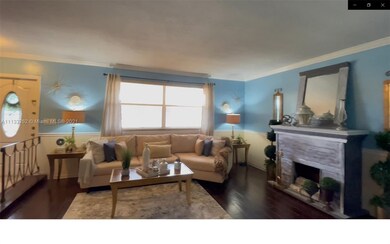 FORMAL LIVING ROOM