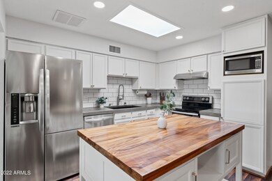 13-Kitchen