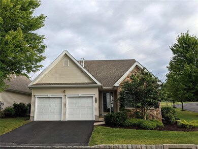 5015 Valley Stream Ln unit 83, Macungie, PA 18062 - photo 2