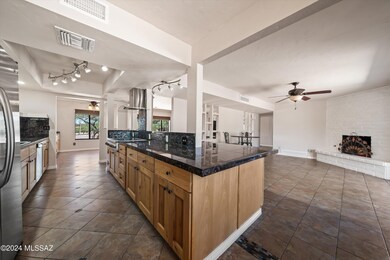 16-Kitchen