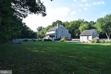 157 Likes Rd, Edgewater, MD 21037 - photo 4