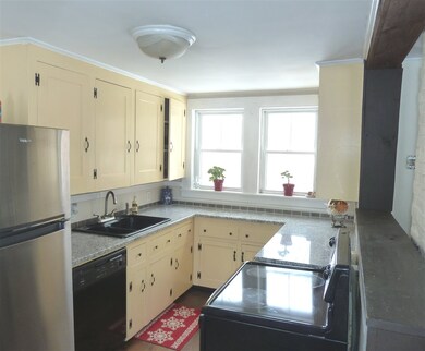 479 Pembroke St, Pembroke, NH 03275 - photo 5