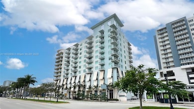 Hollywood Station unit 827, Hollywood, FL 33020 - photo 3