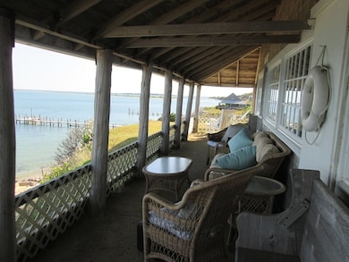 39 N Neck Rd, Edgartown, MA 02539 - photo 2