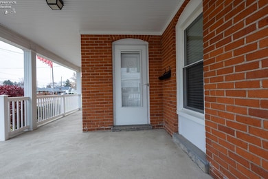 183 Sheffield St, Bellevue, OH 44811 - photo 2