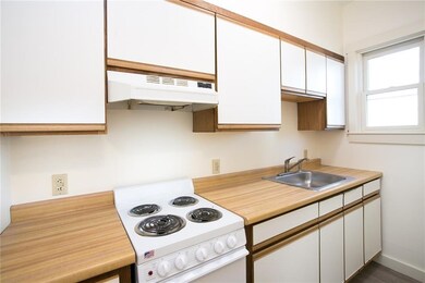 248 Broadway unit 2, Newport, RI 02840 - photo 7