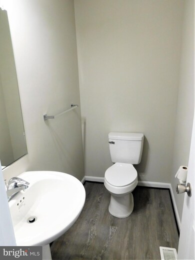 5798 Rock Spray Ct, Frederick, MD 21703 - photo 7