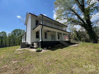 45 Hoyle St unit 1-2, Marion, NC 28752 - photo 6