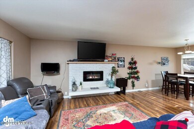 07-Living Room Unit 1 MS_1691