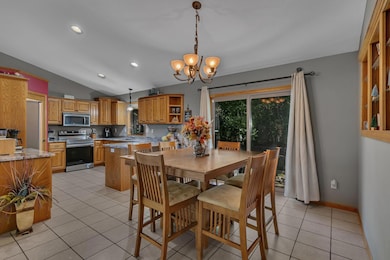 1914 N Benton Dr, Sauk Rapids, MN 56379 - photo 2