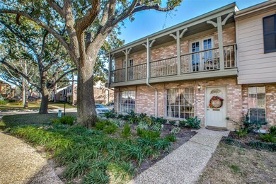 10284 Briar Forest Dr unit 26/1, Houston, TX 77042 - photo 2