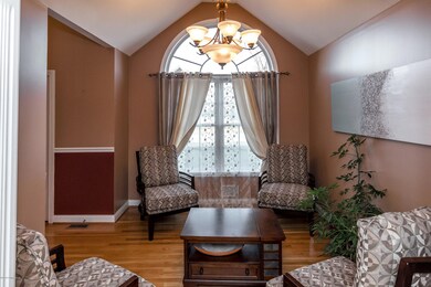 7002 Catalpa Springs Dr, Louisville, KY 40228 - photo 5