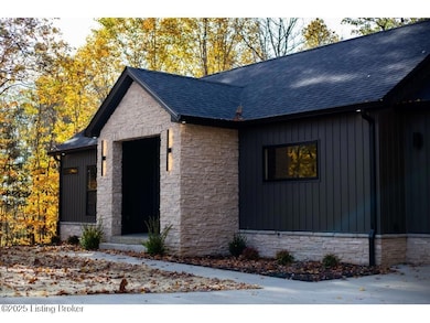 1304 Burns Rd, Radcliff, KY 40160 - photo 7