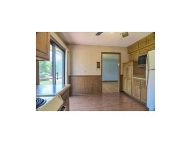 Eat in kitchen slider to deck