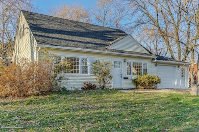 9 Franciscan Way Hazlet NJ-large-001-1-F