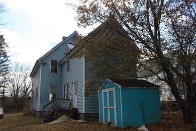 8 1st St, Derby, ME 04463 - photo 3