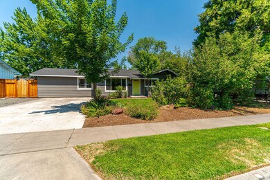 1340 NE Dempsey Dr, Bend, OR 97701 - photo 2
