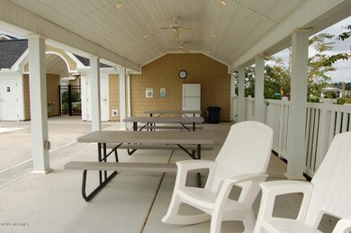 Calabash Lakes covered pool area