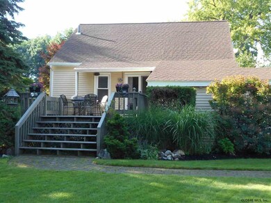 31 Bayberry Rd, Schenectady, NY 12306 - photo 7