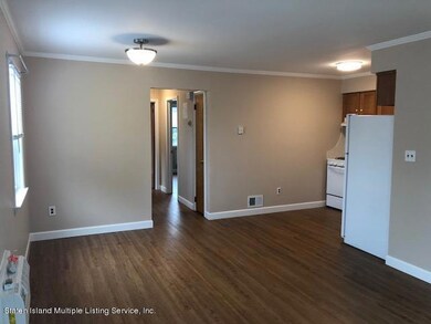 2096 Victory Blvd unit B, Staten Island, NY 10314 - photo 2