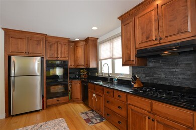 477 Little River Farm Rd, Stowe, VT 05672 - photo 5