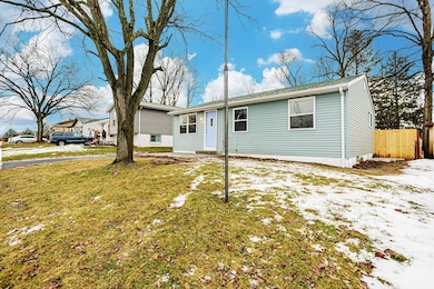 443 carolann av 005