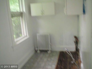 105 Sorrento Ave, Baltimore, MD 21229 - photo 6