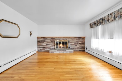 411 Franklin St, Framingham, MA 01702 - photo 3