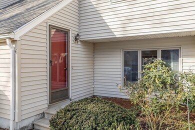 407 Great Rd unit 4, Acton, MA 01720 - photo 2