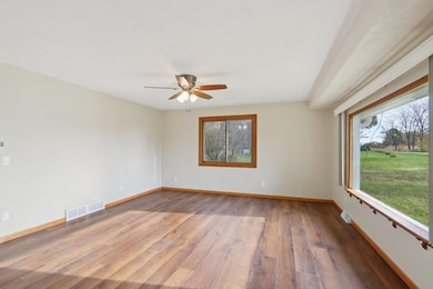 W1152 Fox Rd, Columbus, WI 53925 - photo 5