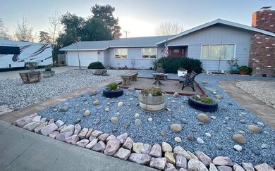 MULANAX FRONT OF HOME 4