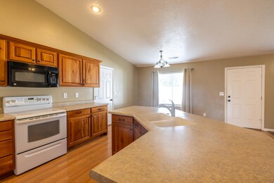 04-Kitchen