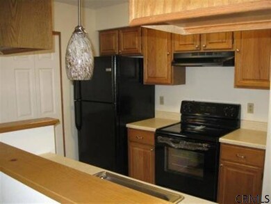 313 Hampton Place Blvd, Troy, NY 12180 - photo 7