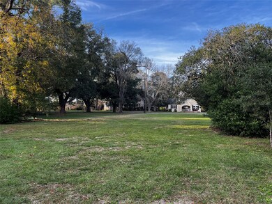 Photo from the rear of the lot.