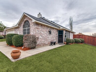 317 Lake Texoma Dr, Wylie, TX 75098 - photo 3