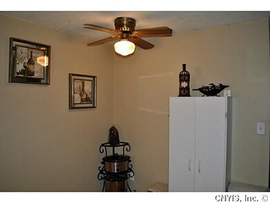 Kitchen Other wall in kitchen, removable cabinet c