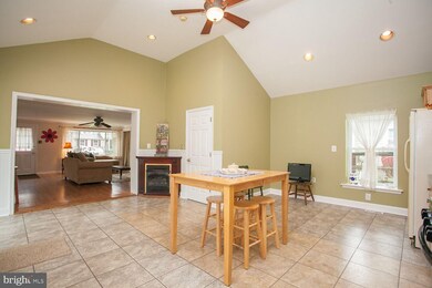 756 Seminole Ave unit 3, Jenkintown, PA 19046 - photo 3