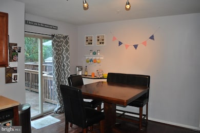 9825 Sherwood Farm Rd, Owings Mills, MD 21117 - photo 3