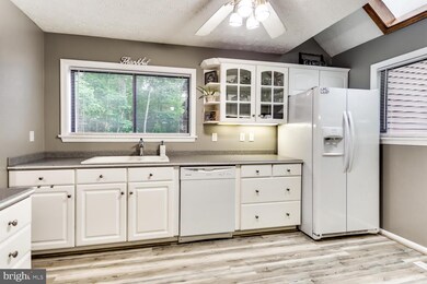 23347 Red Oak Ct, California, MD 20619 - photo 7