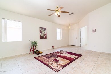 LIVING ROOM 4